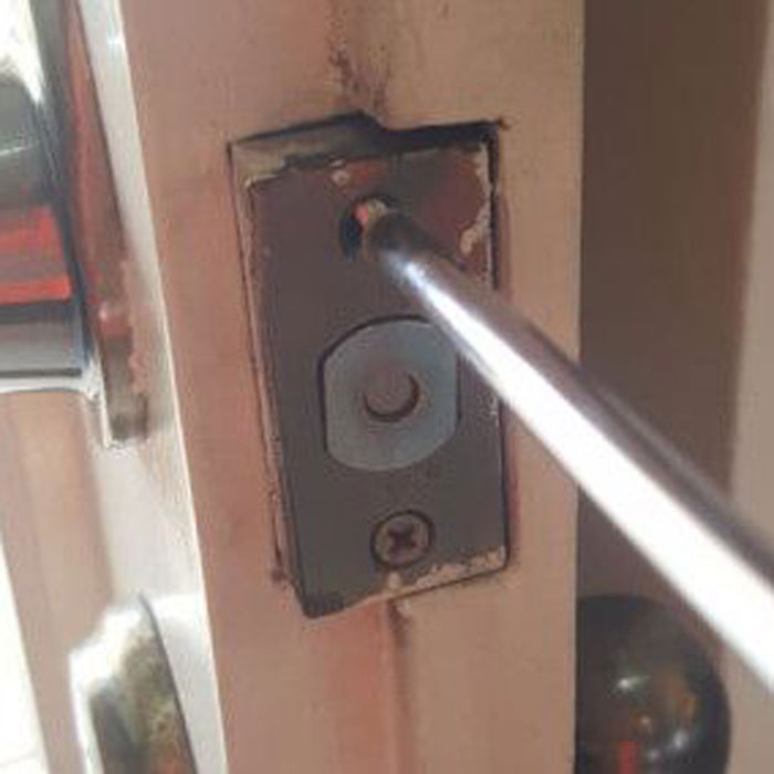 Spokane locksmith door lock repair